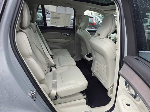 New 2026 Volvo XC90 B6 Ultra w/ Protection Package image 12
