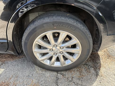 Used 2020 Buick Envision Essence AWD/4WD image 8