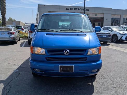 Used 2002 Volkswagen Eurovan MV image 2