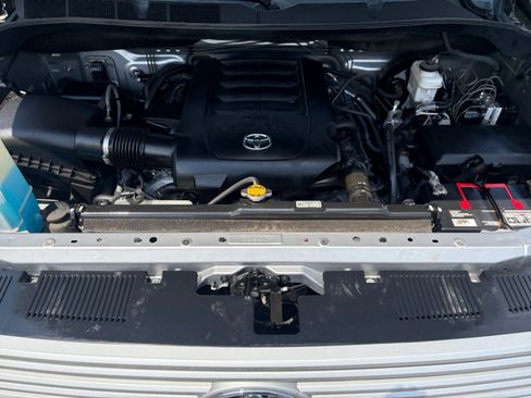 Used 2015 Toyota Tundra Platinum AWD/4WD image 16