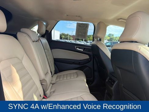 Used 2022 Ford Edge SEL AWD/4WD image 14