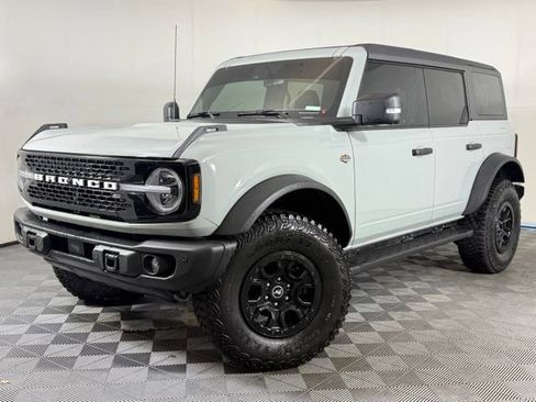 Used 2023 Ford Bronco Wildtrak AWD/4WD image 1