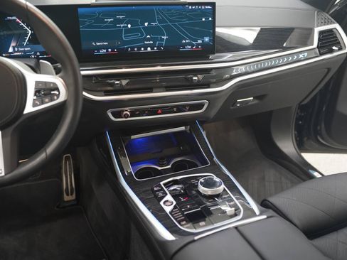 Used 2026 BMW X7 xDrive40i w/ Executive Package AWD/4WD image 18