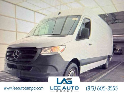 Used 2021 Mercedes-Benz Sprinter 2500 w/ Driver Convenience Package image 1