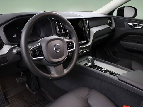 Used 2025 Volvo XC60 B5 Plus AWD/4WD image 14