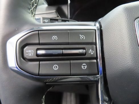 Used 2025 GMC Acadia Denali w/ Super Cruise Package AWD/4WD image 55