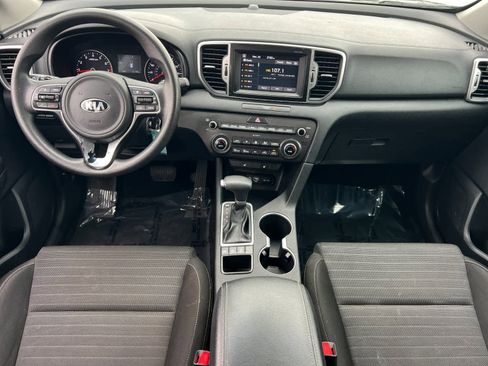 Used 2019 Kia Sportage LX w/ LX Popular Package image 3