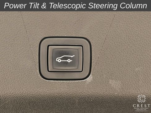 Used 2023 Chevrolet Tahoe Premier AWD/4WD image 27