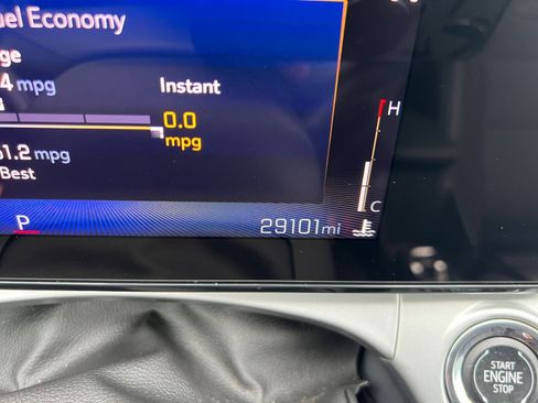 Used 2025 Chevrolet Trax LT image 40