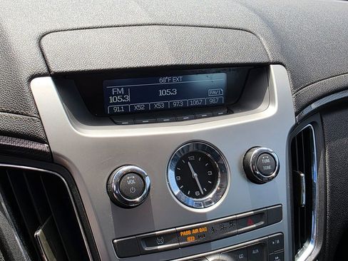 Used 2010 Cadillac CTS Sedan image 25