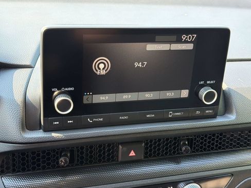 Used 2025 Honda CR-V LX image 21
