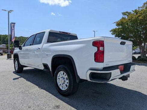 Used 2024 Chevrolet Silverado 2500 LTZ AWD/4WD image 6