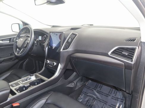 Used 2024 Ford Edge SEL w/ Convenience Package image 39