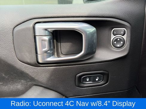 Used 2021 Jeep Wrangler Unlimited Sahara AWD/4WD image 17