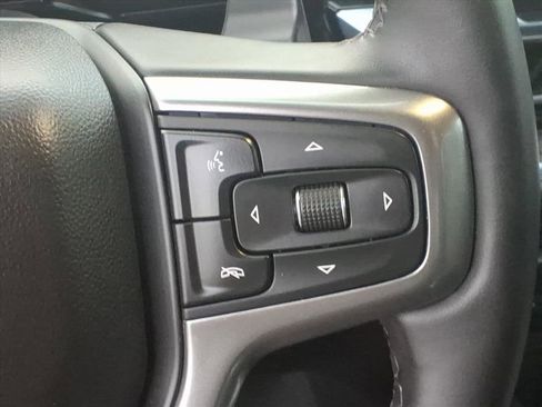 Used 2025 Chevrolet Silverado 1500 LTZ image 13