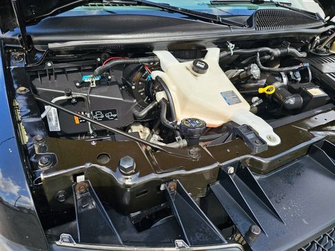 Used 2016 Chevrolet Express 3500 Extended image 20