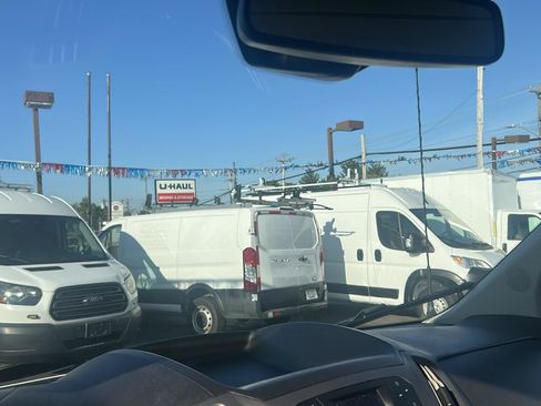 Used 2018 Ford Transit 350 XL RWD image 19