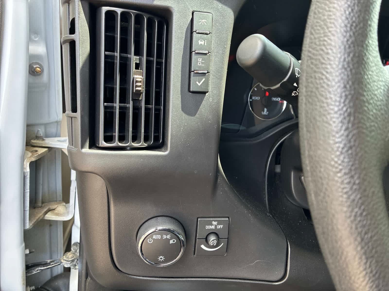 Used 2025 Chevrolet Express 3500 LT w/ LT Preferred Equipment Group RWD image 22