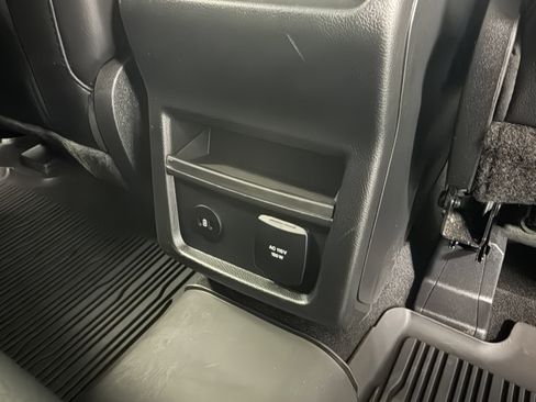 Used 2024 Ford Edge SEL w/ Convenience Package AWD/4WD image 22