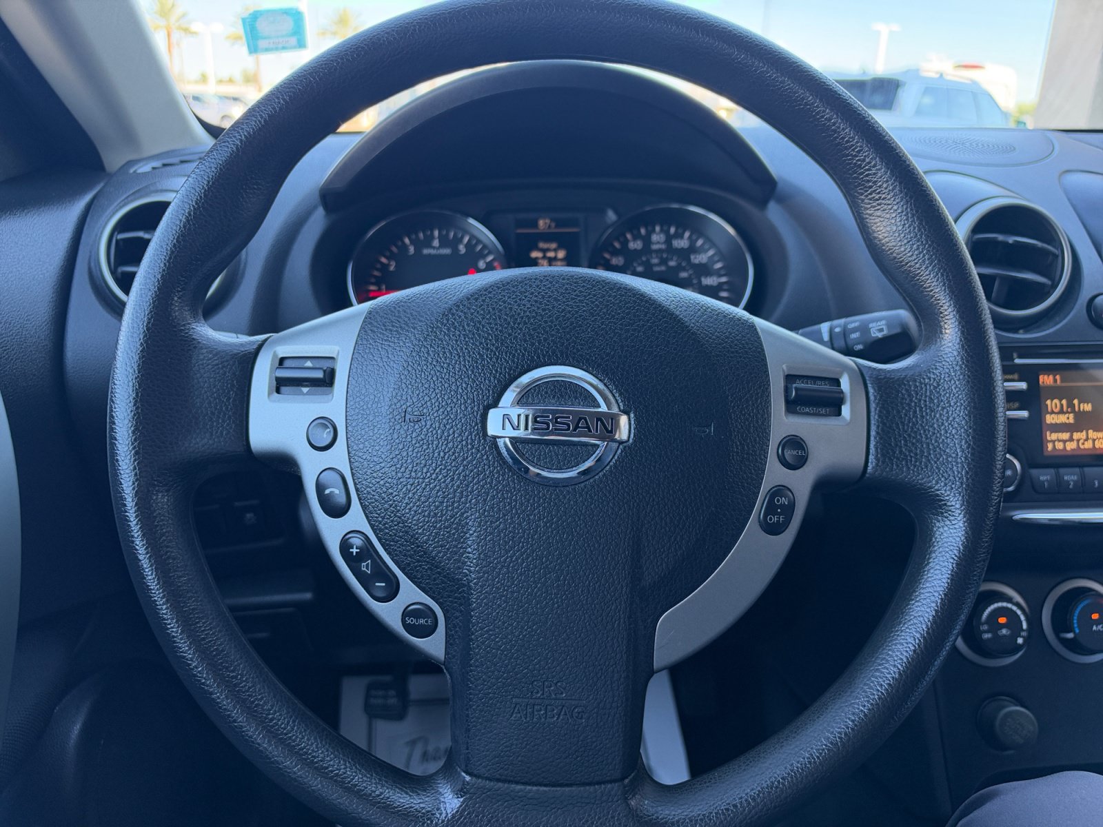 Used 2013 Nissan Rogue SV FWD image 9