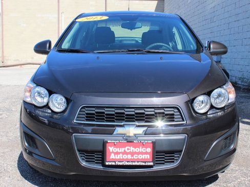 Used 2013 Chevrolet Sonic LT image 7