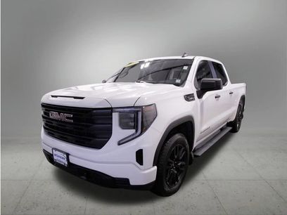 Used 2023 GMC Sierra 1500 Pro w/ Graphite Edition