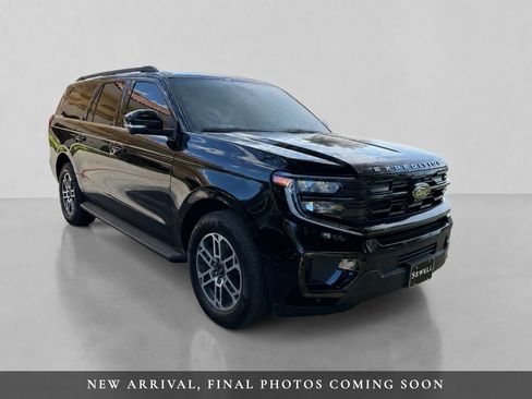 Used 2025 Ford Expedition Max Active RWD image 1