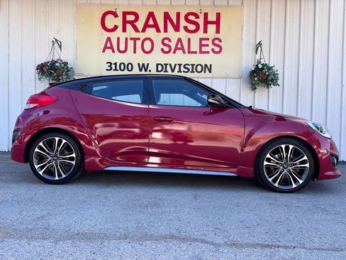 Used 2016 Hyundai Veloster Turbo w/ Option Group 04 FWD image 3