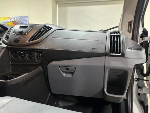 Used 2019 Ford Transit 350 XL RWD image 31