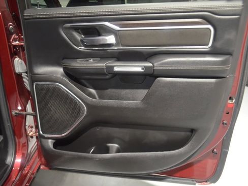 Used 2025 RAM 1500 Laramie AWD/4WD image 20