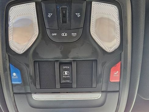 Used 2022 RAM 2500 Big Horn w/ Level B Equipment Group image 28