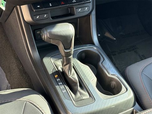 Used 2016 GMC Canyon SLE w/ All Terrain Package image 24