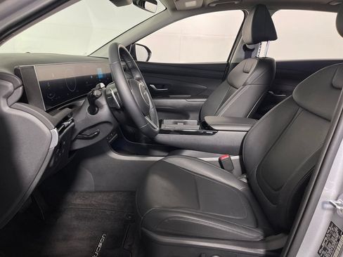 Certified 2025 Hyundai Tucson SEL AWD/4WD image 12