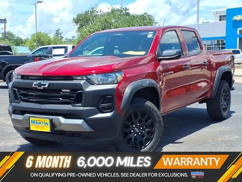 Used 2025 Chevrolet Colorado Trail Boss AWD/4WD image 1