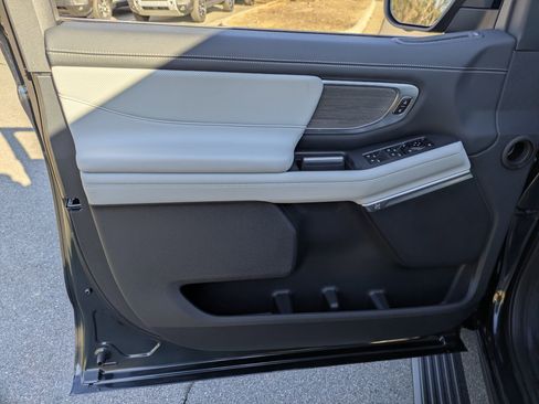 New 2026 Ford Expedition Max Platinum w/ Platinum Ultimate Package image 15