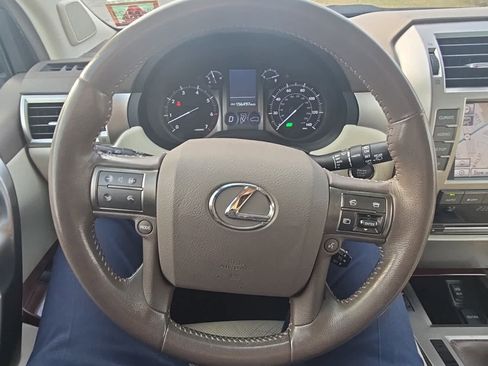 Used 2012 Lexus GX 460 image 23