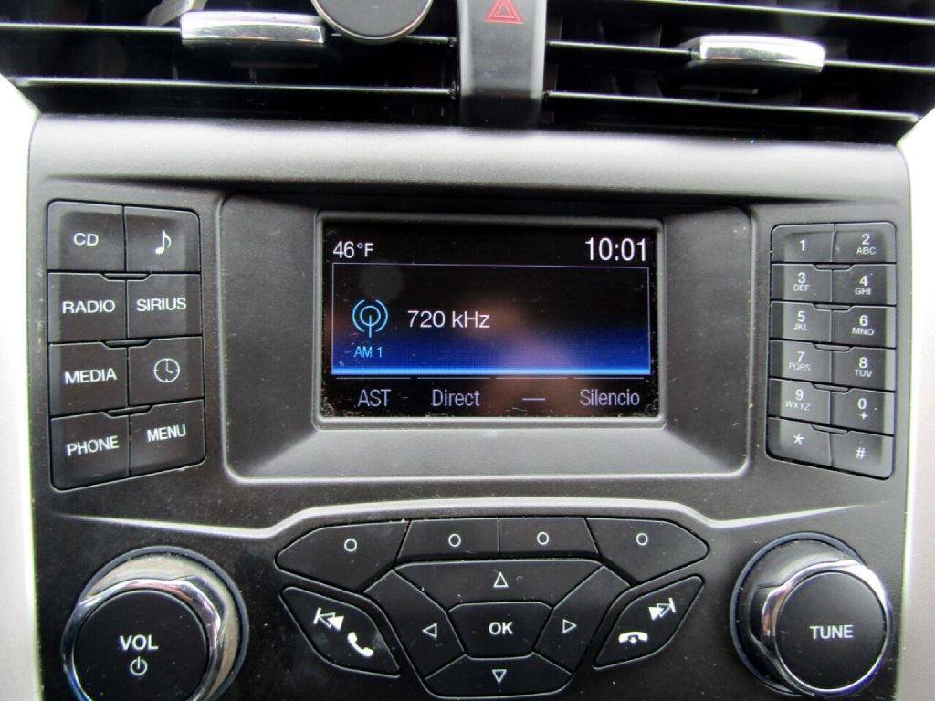 Used 2016 Ford Fusion SE FWD image 7