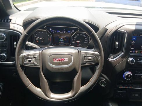 Used 2020 GMC Sierra 1500 AT4 w/ Off Road Performance Package AWD/4WD image 23