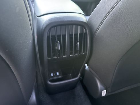 Used 2025 Hyundai Kona SEL AWD/4WD image 15