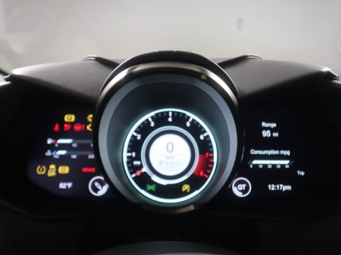 Used 2019 Aston Martin DBS Superleggera RWD image 16