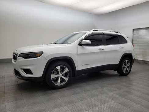 Used 2020 Jeep Cherokee Limited image 2
