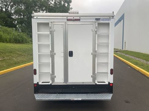 New 2026 Ford E-450 and Econoline 450 Super Duty w/ Power Equipment Group image 11