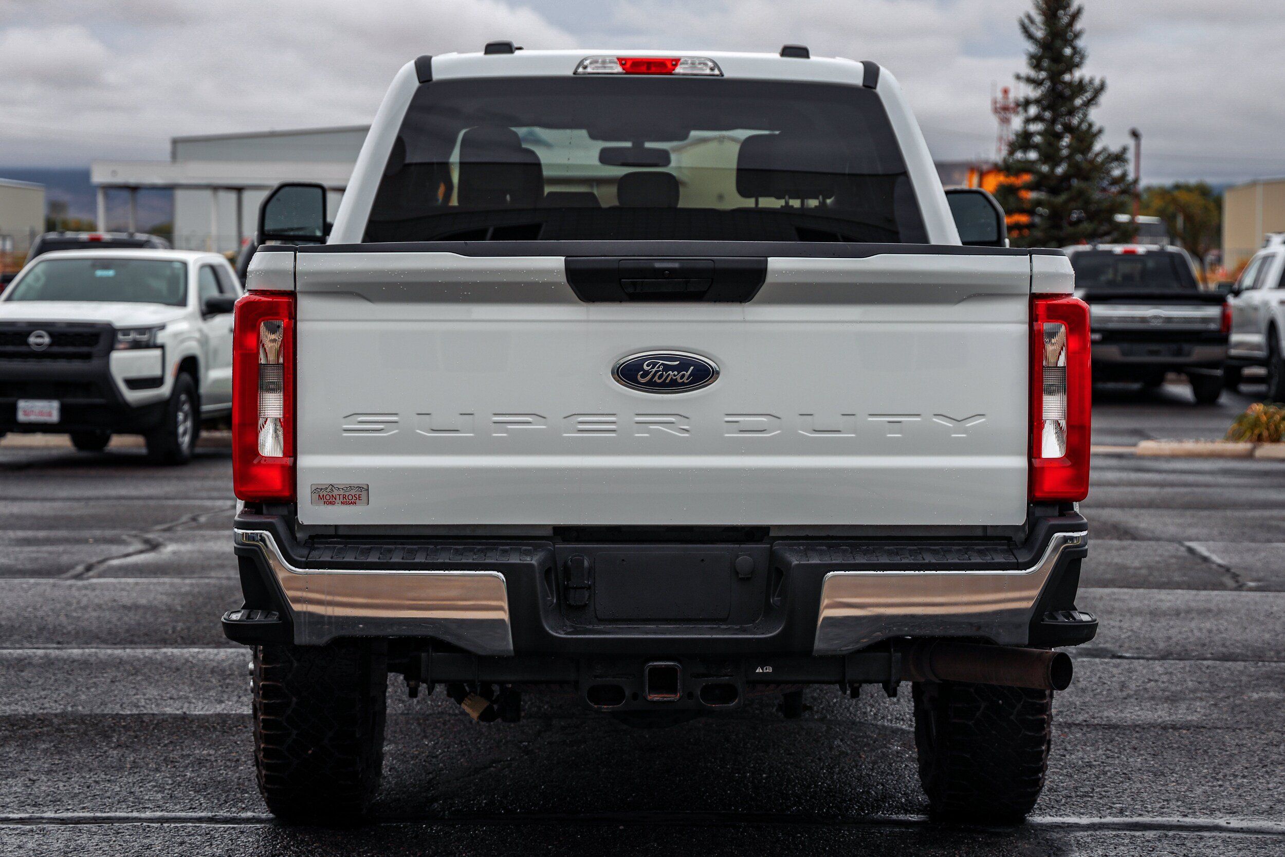 Used 2023 Ford F250 XLT w/ FX4 Off-Road Package AWD/4WD image 5