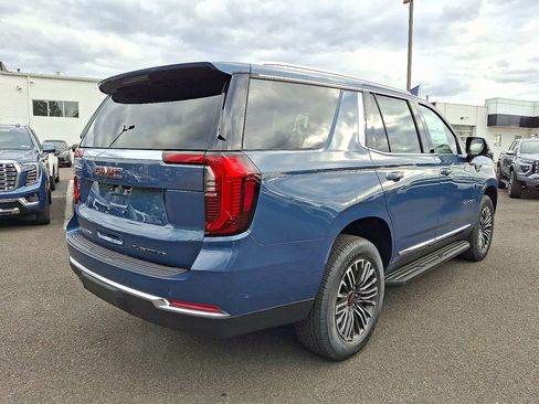 New 2026 GMC Yukon Elevation AWD/4WD image 4