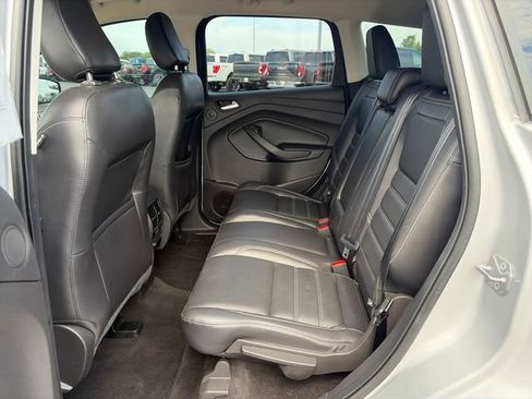 Used 2019 Ford Escape Titanium AWD/4WD image 28