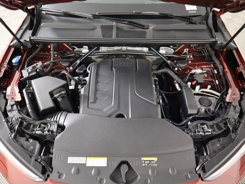 Used 2025 Audi Q5 Premium Plus w/ Premium Plus image 31