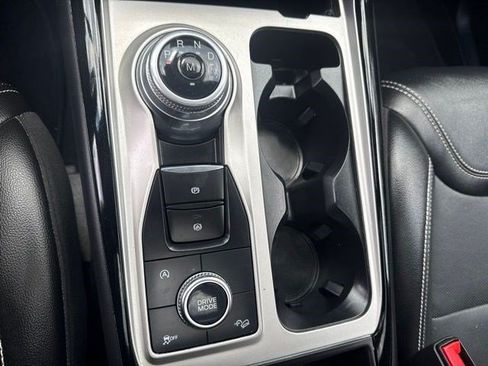 Used 2022 Ford Explorer ST w/ Equipment Group 401A AWD/4WD image 18