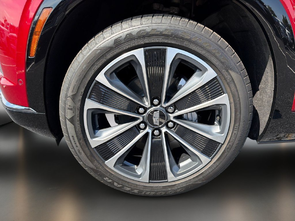 Certified 2026 Cadillac Vistiq Sport AWD/4WD image 10