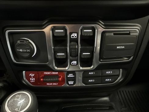 Used 2021 Jeep Wrangler Unlimited Rubicon AWD/4WD image 20