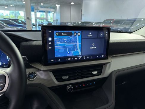 Used 2025 Ford Explorer Active RWD image 20